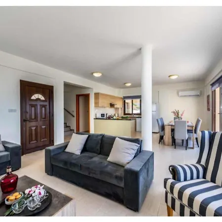 Aqua Royal - Four Bedroom With Private Swimming Pool